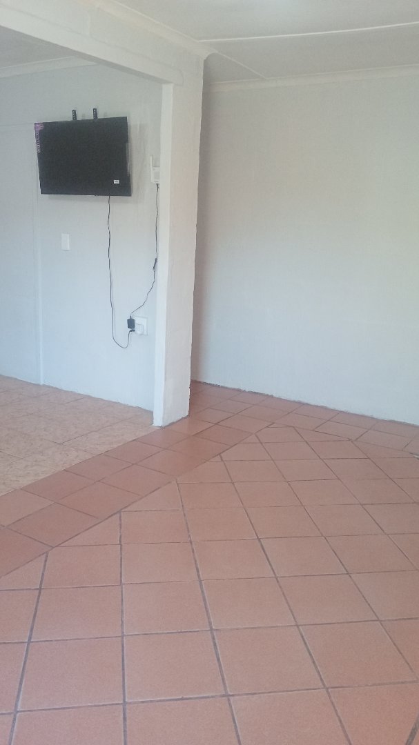 3 Bedroom Property for Sale in Eastridge Western Cape